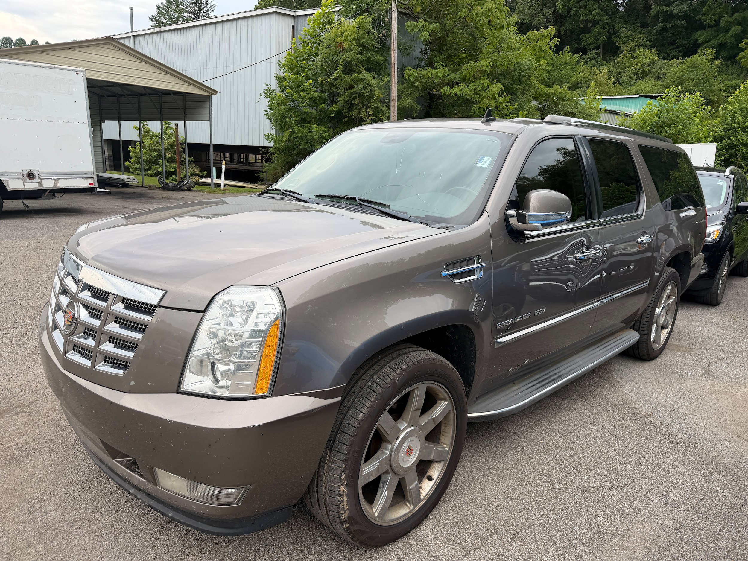 cadillac escalade esv 2013 1GYS4HEF1DR160442 image cadillac escalade esv 2013 1GYS4HEF1DR160442 image